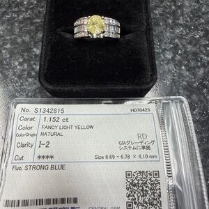 Elegant 14k fancy yellow diamond ring